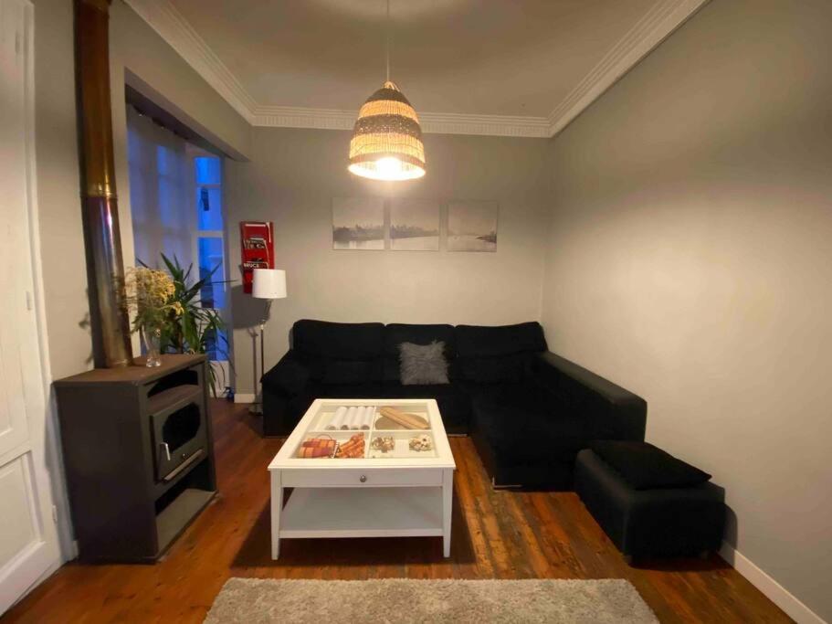 O Cerrulo Apartamento Centrico Pontedeume المظهر الخارجي الصورة